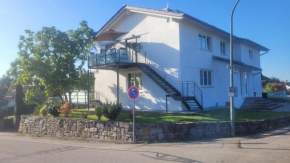 Super Ferienwohnung mit zwei Schalafzimmern und Fitnessraum süd-östlich von München